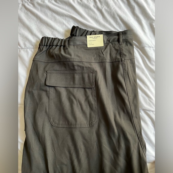 Max Studio Ankle Length Grey Green Cargo Pants 3X NWT (fits like 4x) - Picture 4 of 6
